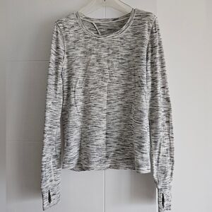 Lululemon 6 LS tie Back Running Shirt Workout Top Wmns Long Sleeve